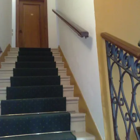 Hotell Stella D'oro 2*
